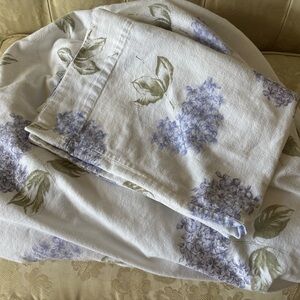 Vintage Hydrangea Queen Fitted Sheet & Pillowcase Cotton Flannel Portugal Flower